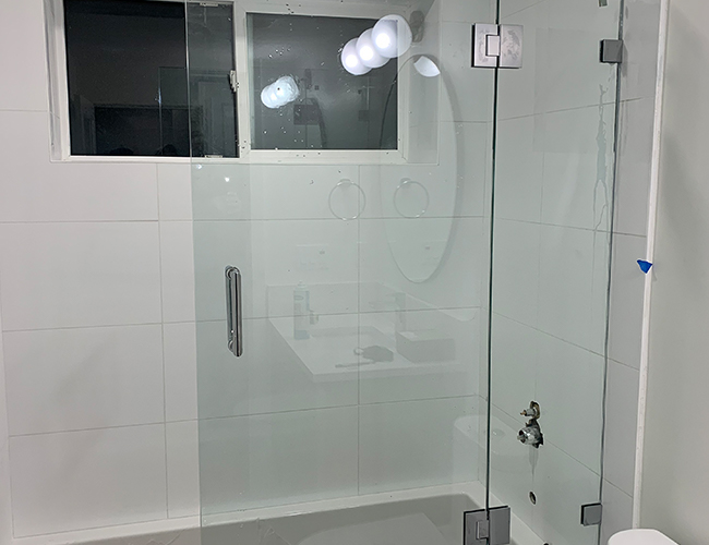 Frameless And Framed Showers Doors – Glass installation specialists ...